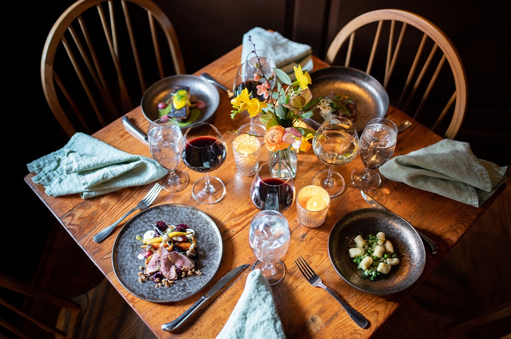 The Red Fox Inn & Tavern – Middleburg, VA Elegant dining setup at The Red Fox Inn & Tavern, showcasing a historic inn and tavern in Middleburg.